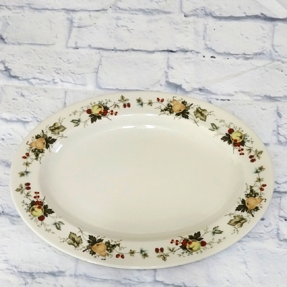 🎟️BOGO FREE🎟️ Miramont Royal Doulton Oval Platter 13" x 10" Vintage - Picture 1 of 4
